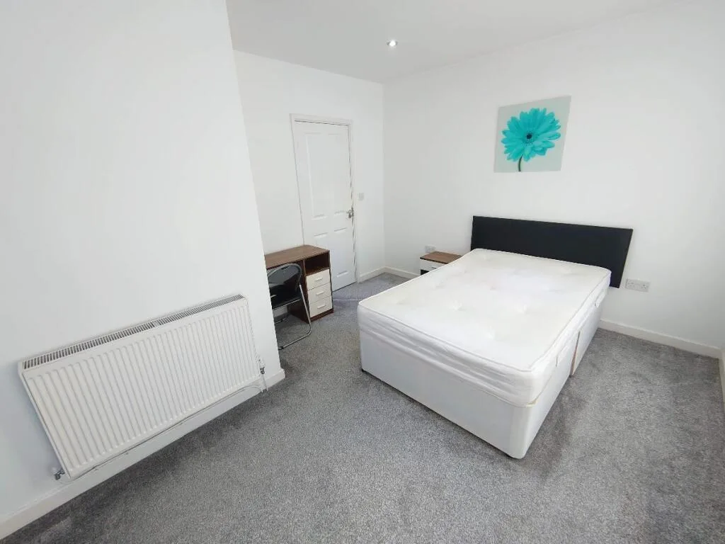 4 bedroom terraced house for rent