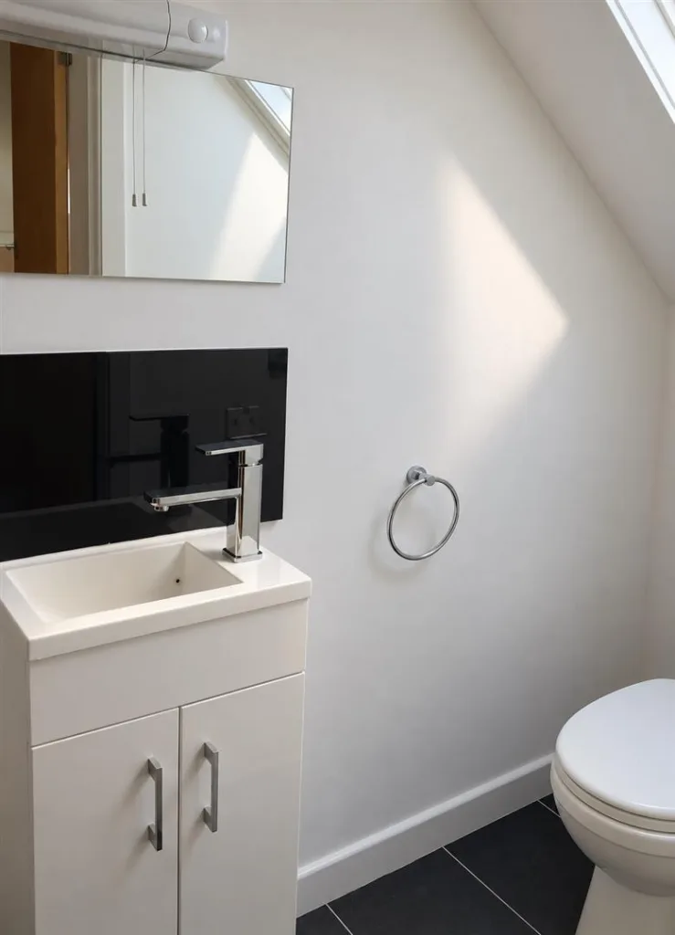 6 bedroom terraced house for rent