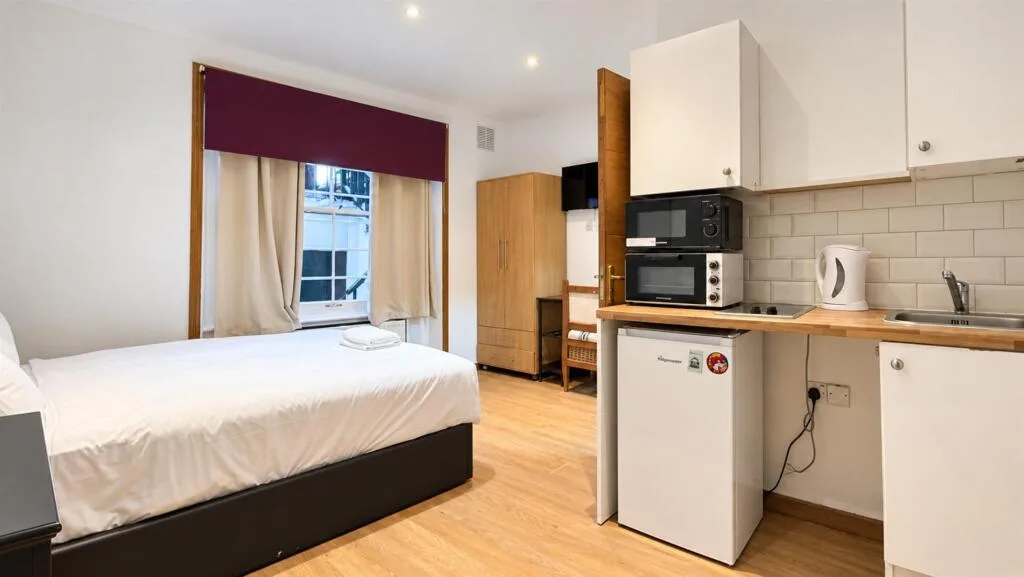 Studio flat for rent