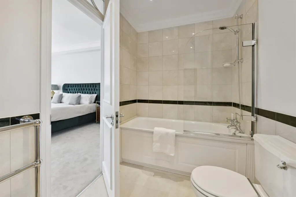 3 bedroom flat for rent