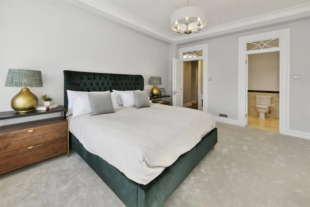 3 bedroom flat for rent