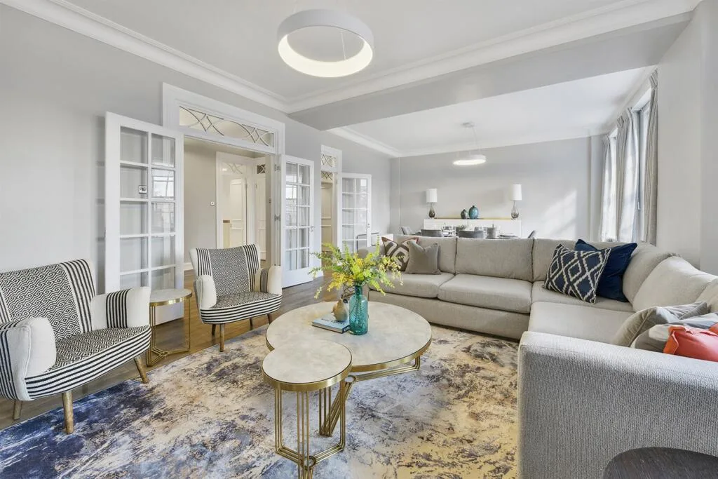 3 bedroom flat for rent