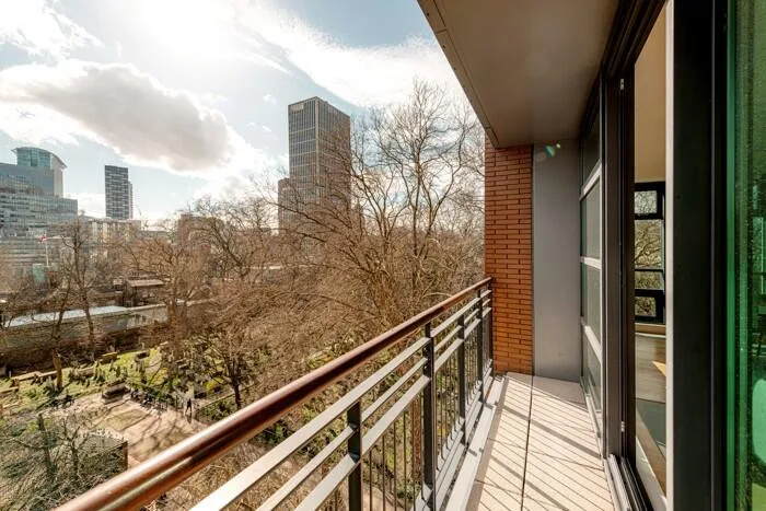 2 bedroom duplex for rent