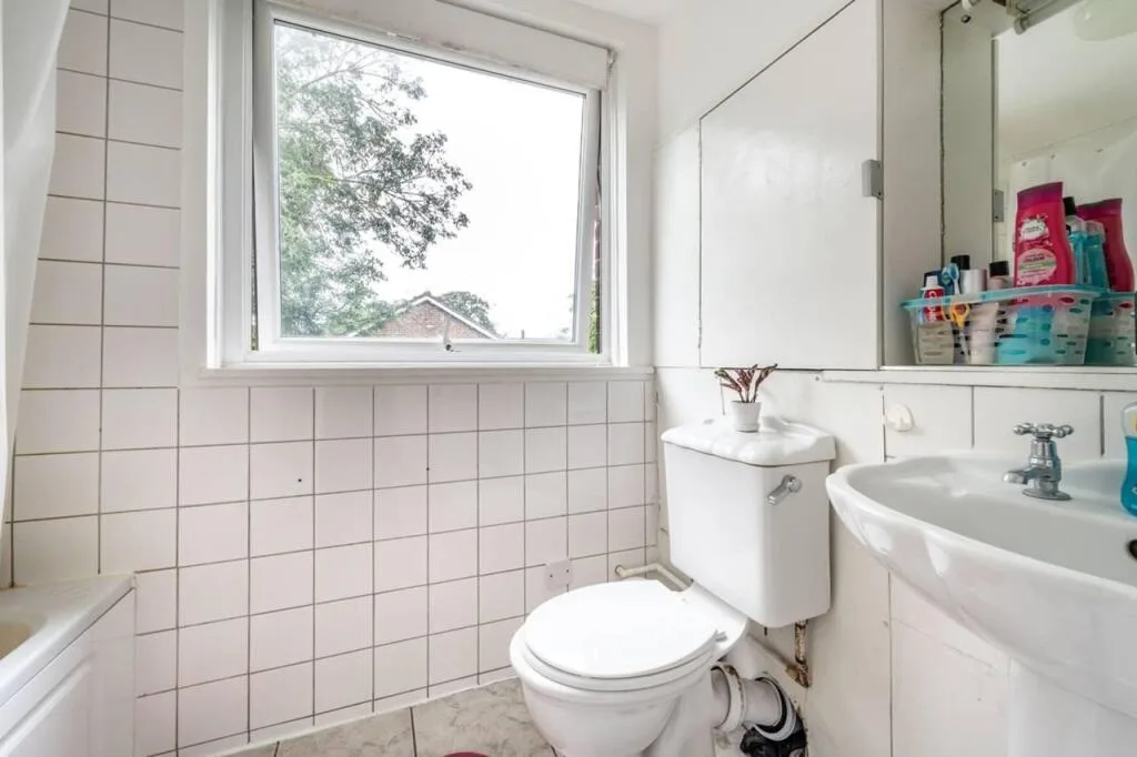 5 bedroom terraced house for rent