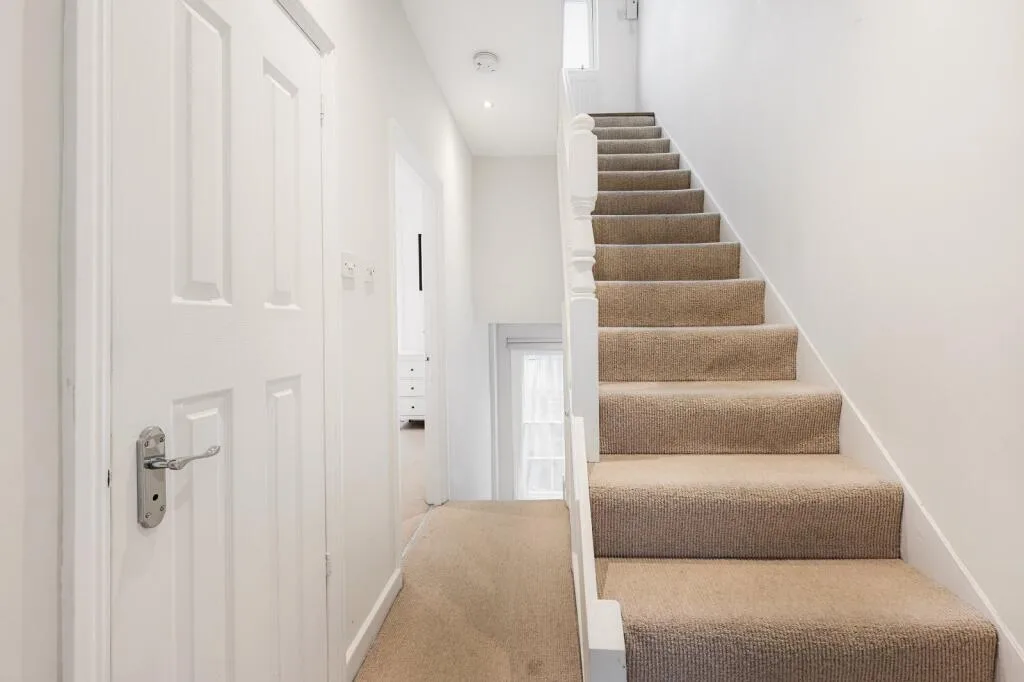 2 bedroom duplex for rent