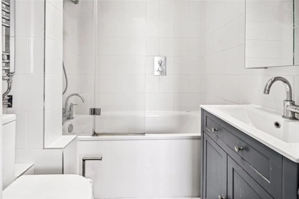 2 bedroom duplex for rent