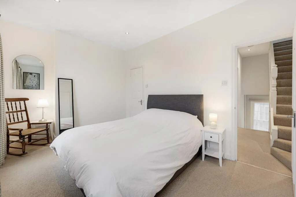 2 bedroom duplex for rent