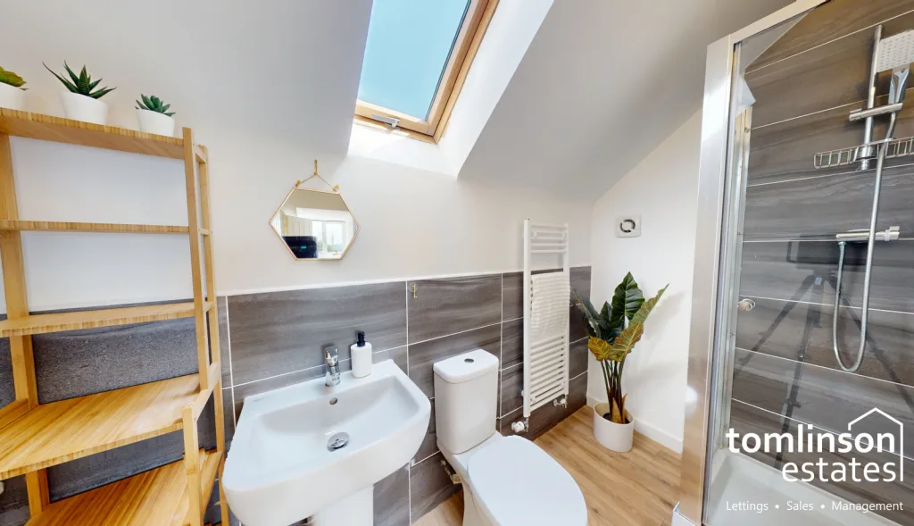 2 bedroom semi-detached house for rent