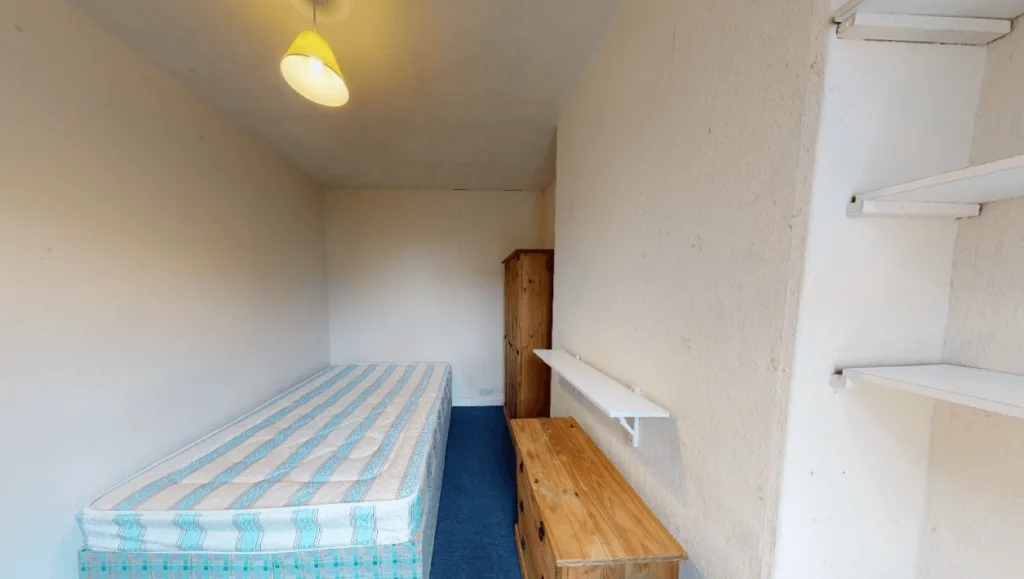 3 bedroom semi-detached house for rent