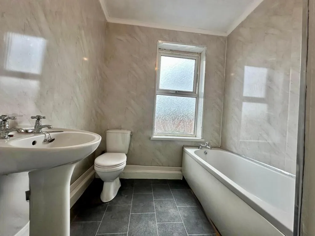 2 bedroom terraced house for rent