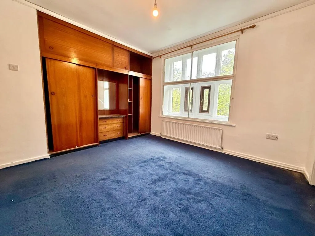 3 bedroom end of terrace house for rent