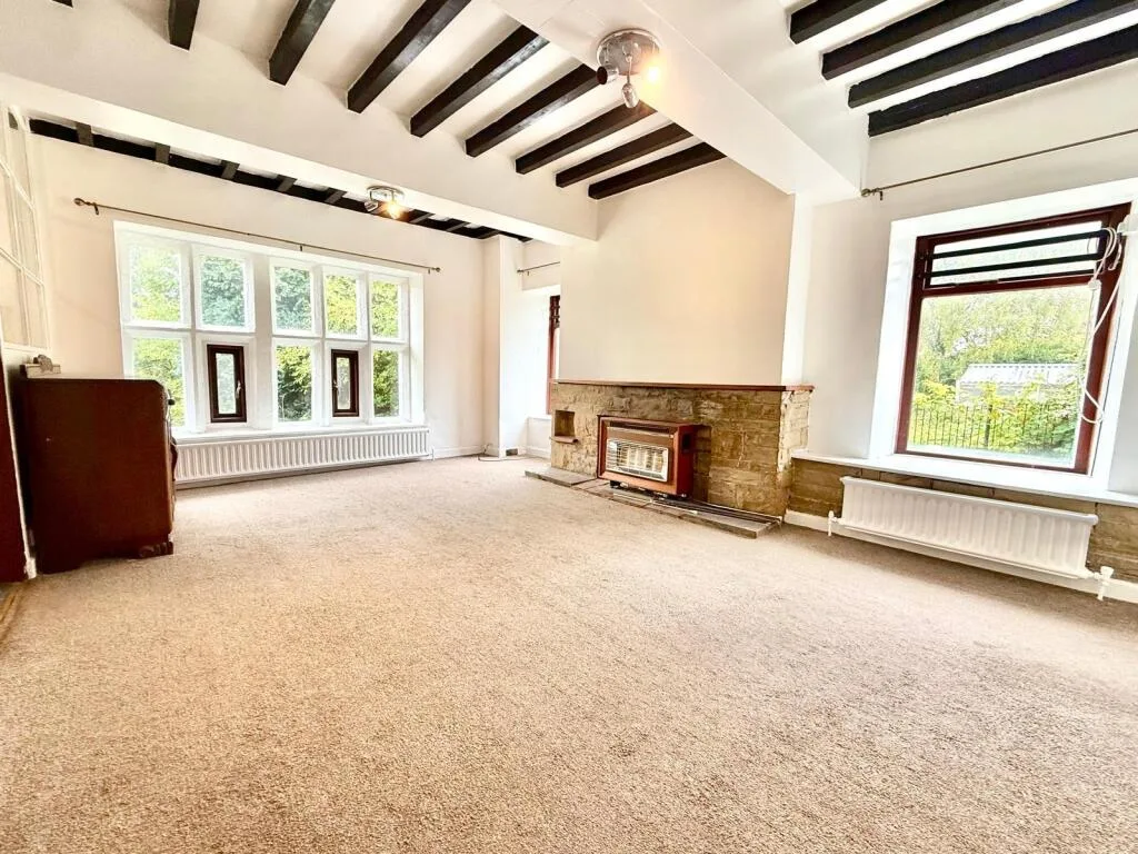 3 bedroom end of terrace house for rent