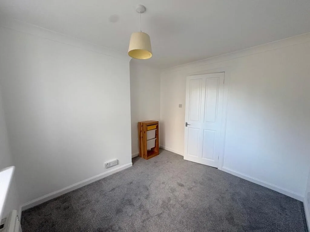 2 bedroom ground floor flat for rent