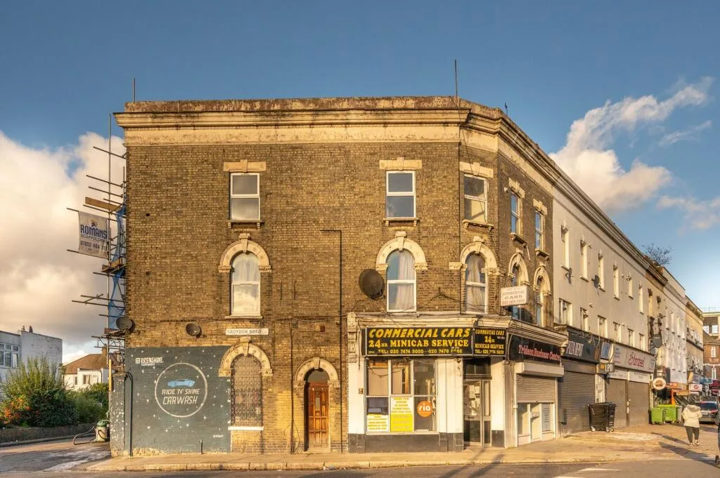 4 bedroom flat for rent