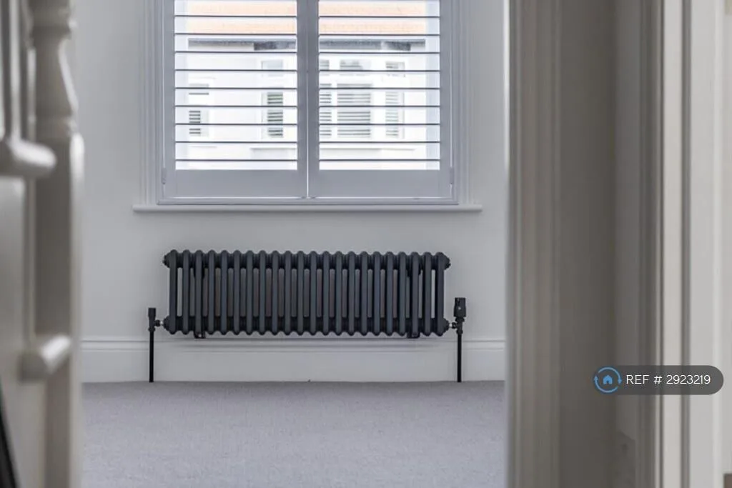 4 bedroom terraced house for rent