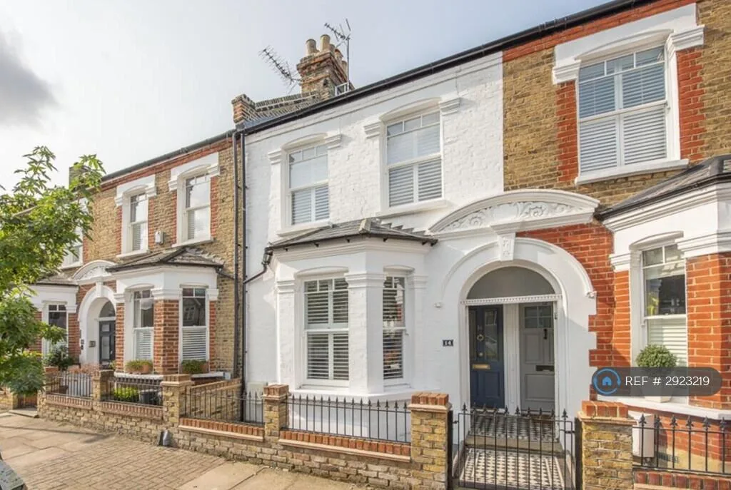 4 bedroom terraced house for rent