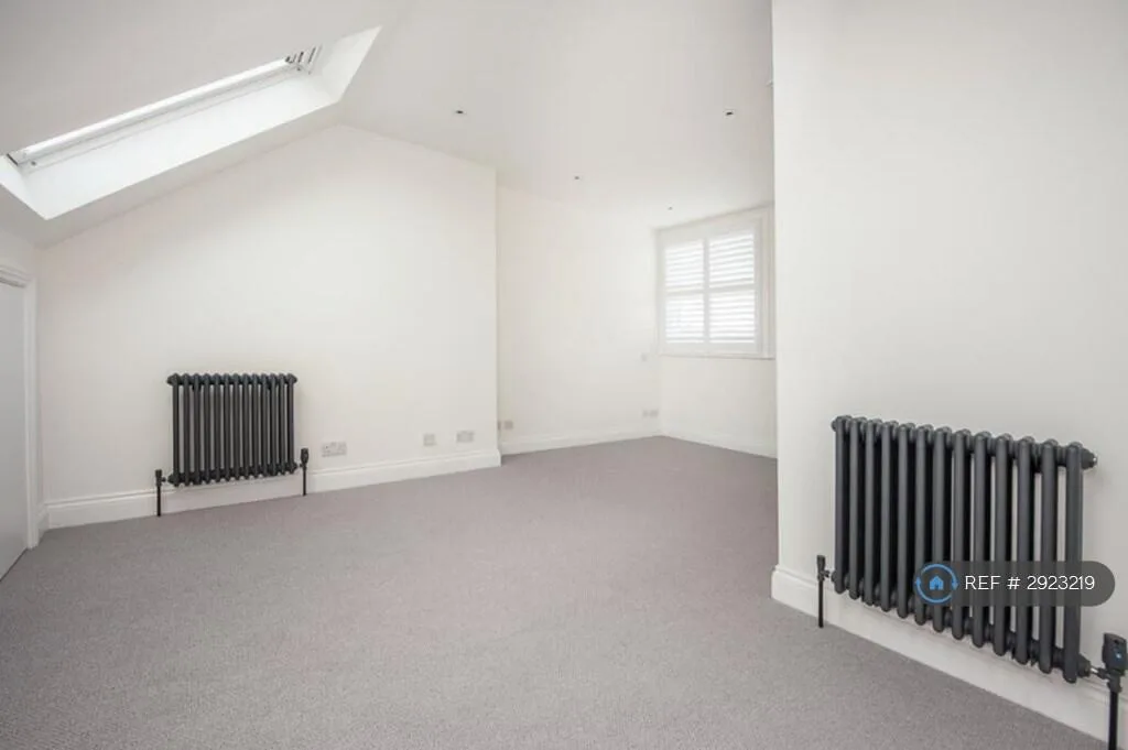 4 bedroom terraced house for rent