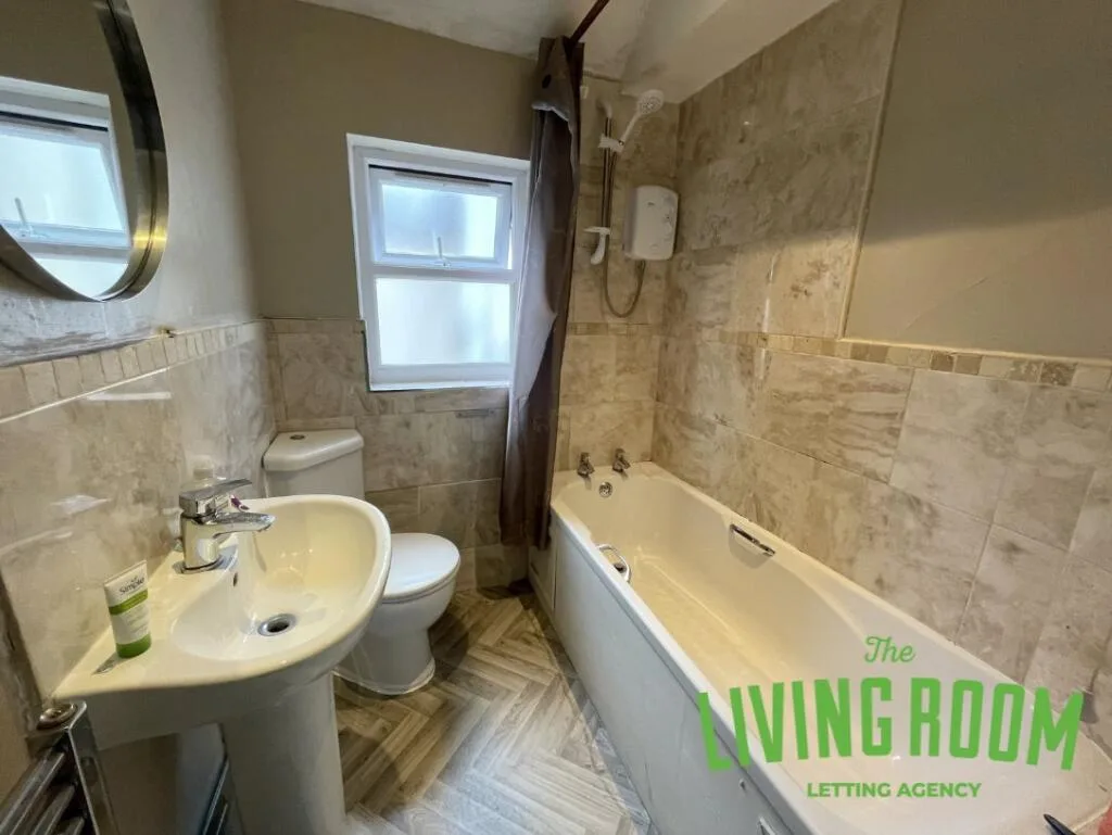 6 bedroom house for rent