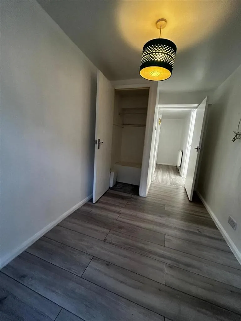 2 bedroom terraced house for rent