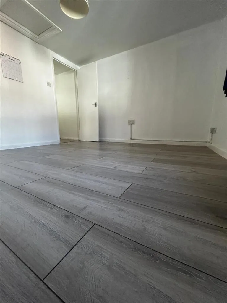 2 bedroom terraced house for rent