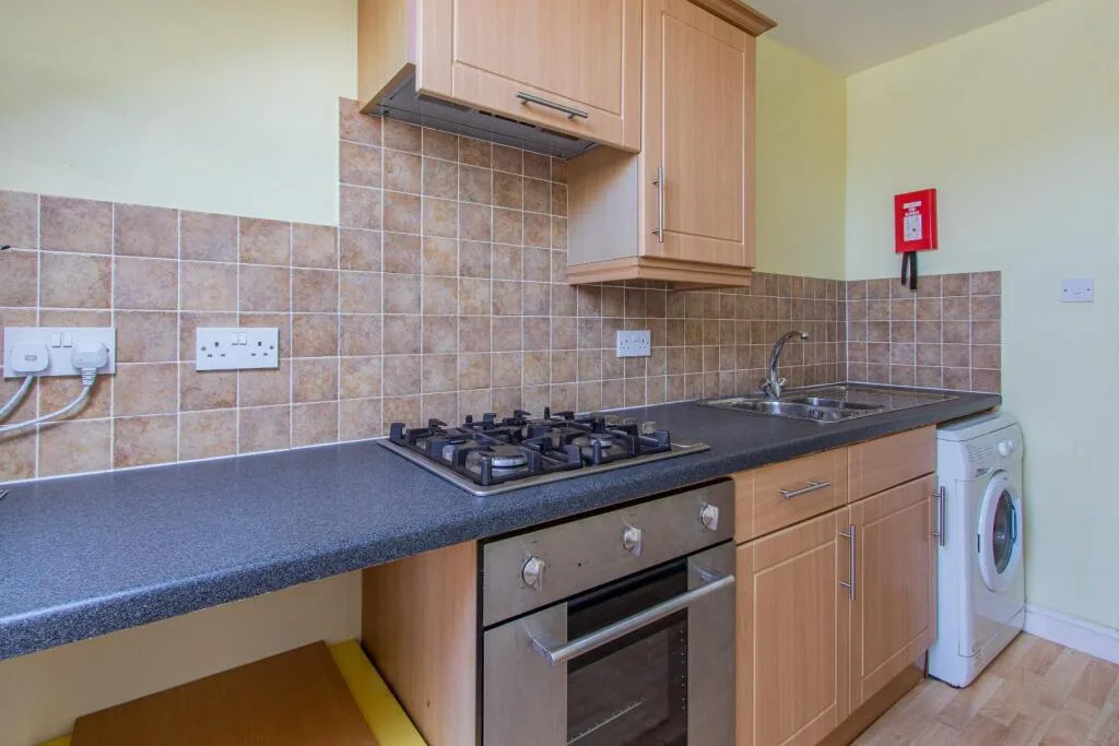 1 bedroom private hall for rent