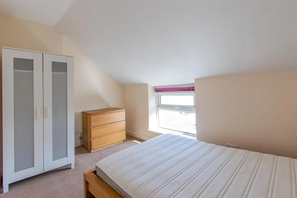 1 bedroom private hall for rent