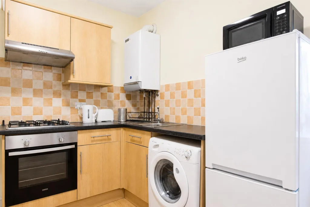 1 bedroom private hall for rent