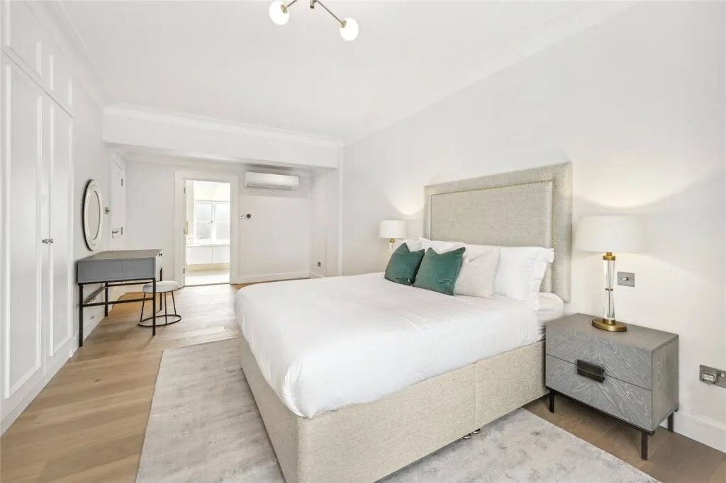 3 bedroom flat for rent