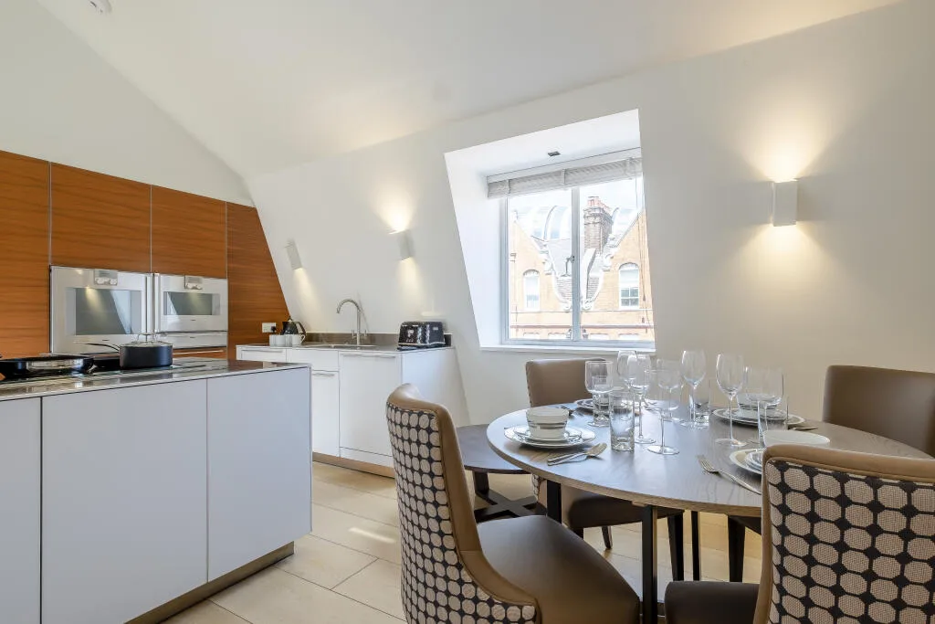 3 bedroom maisonette for rent