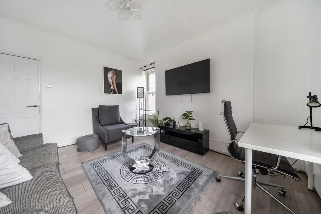2 bedroom apartment for rent