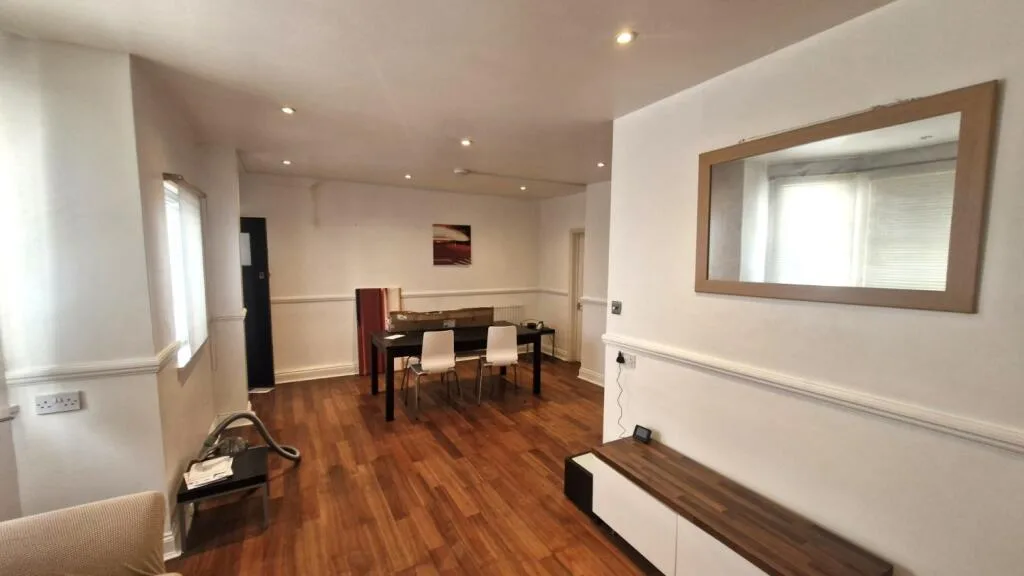 2 bedroom flat for rent