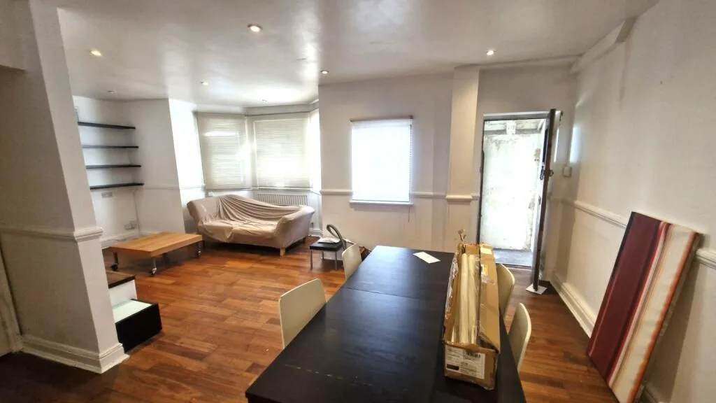 2 bedroom flat for rent