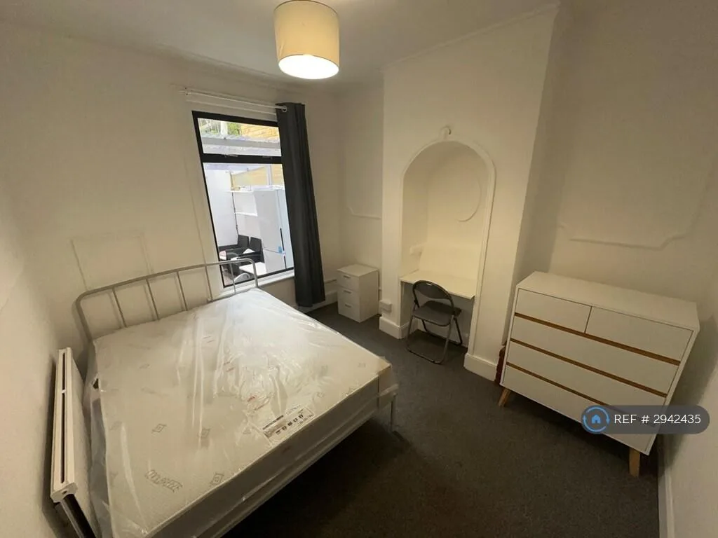 4 bedroom terraced house for rent