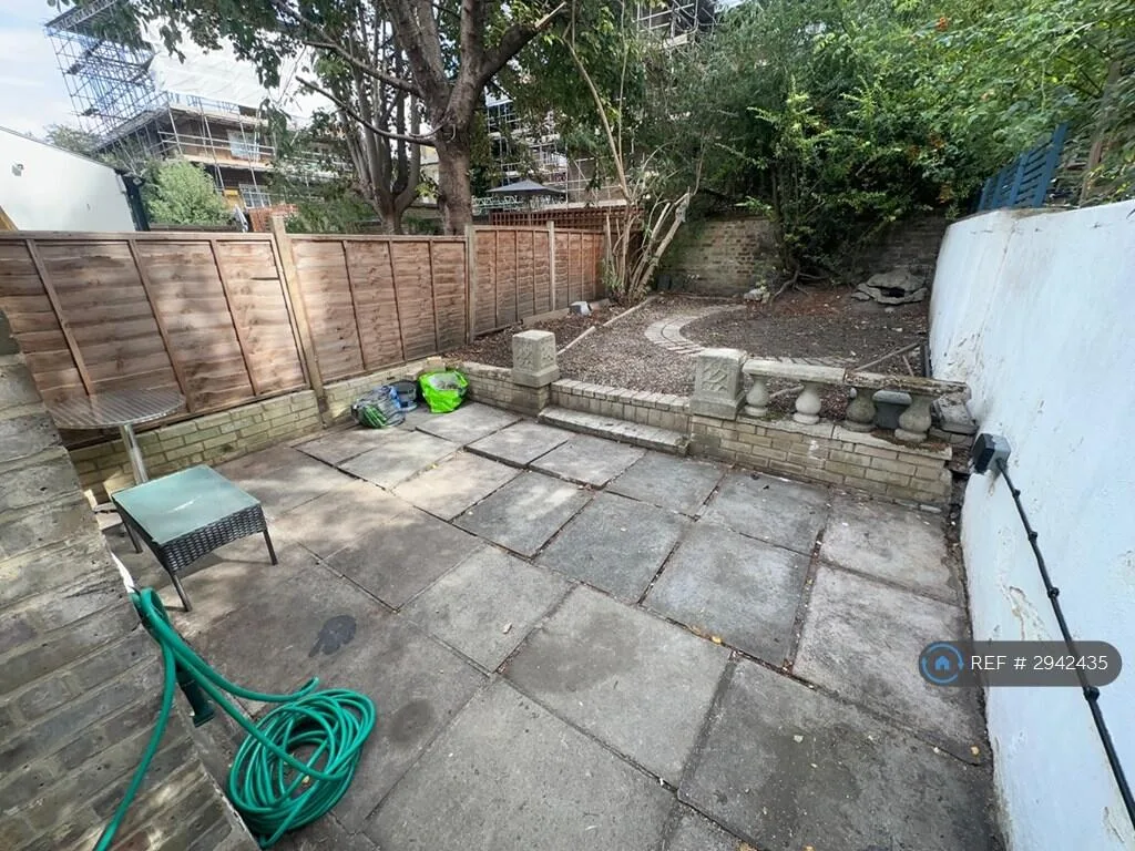 4 bedroom terraced house for rent