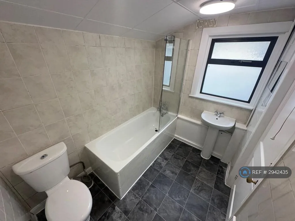 4 bedroom terraced house for rent