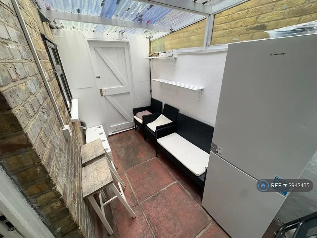 4 bedroom terraced house for rent