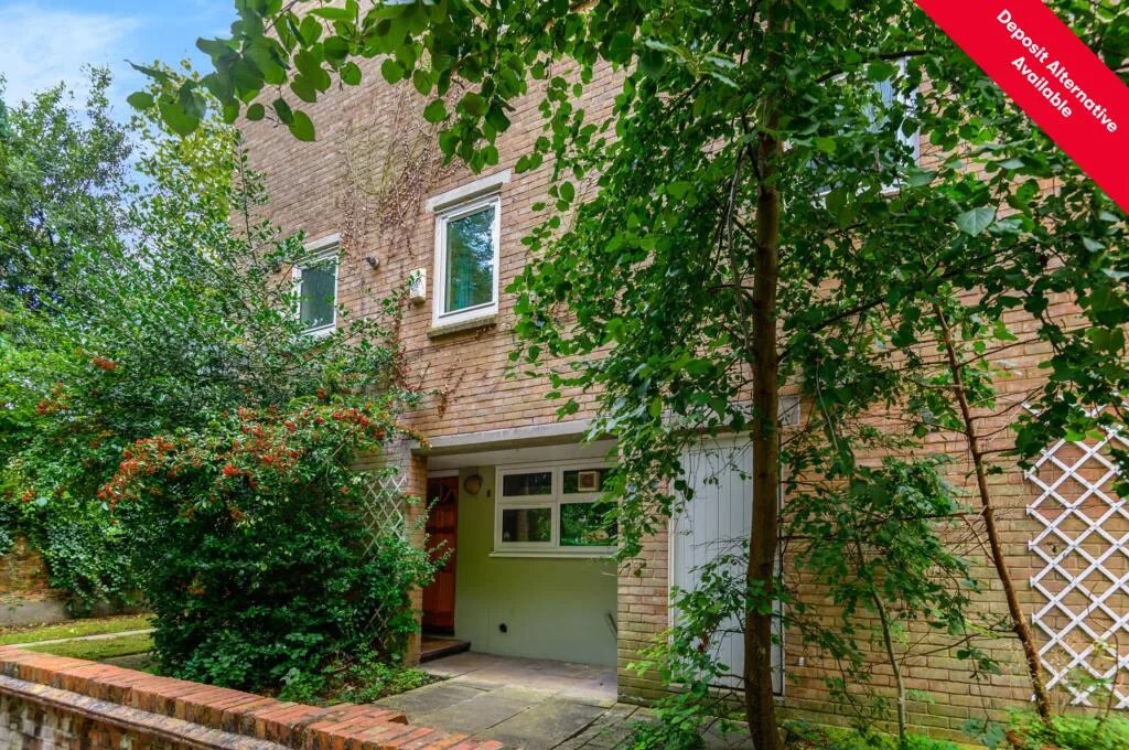 3 bedroom end of terrace house for rent