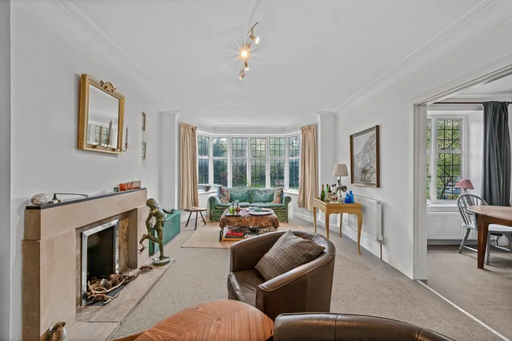 3 bedroom flat for rent