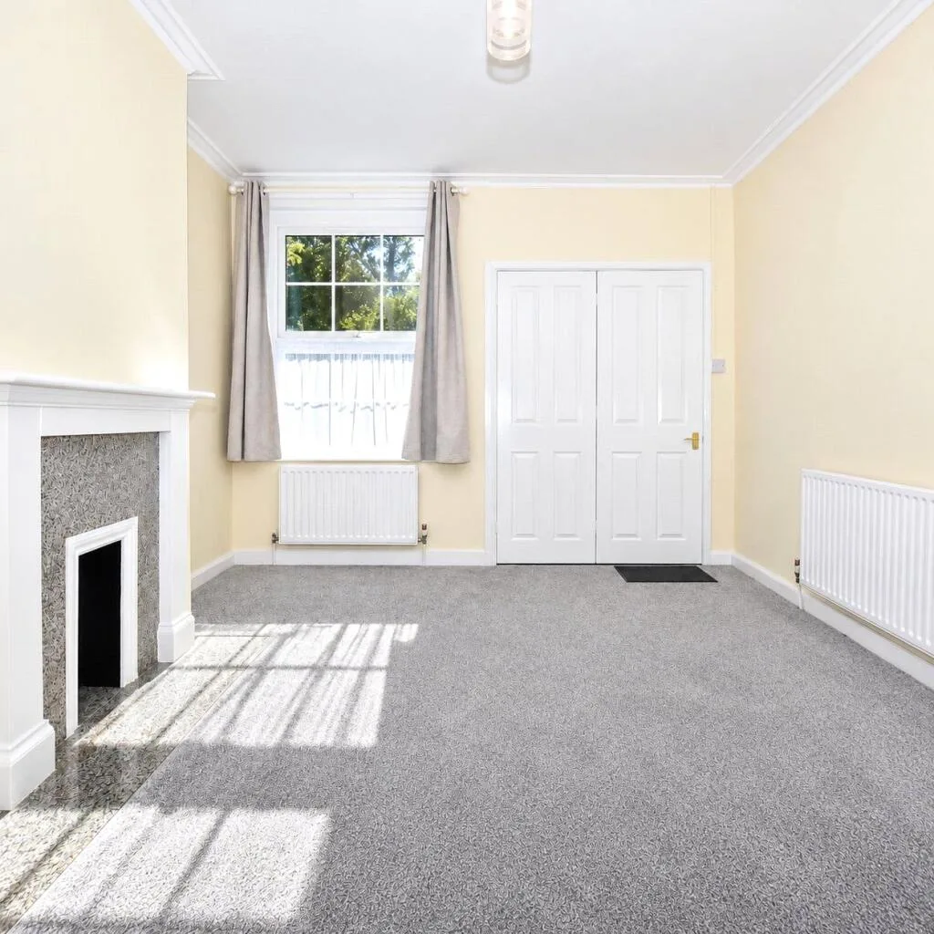 2 bedroom house for rent