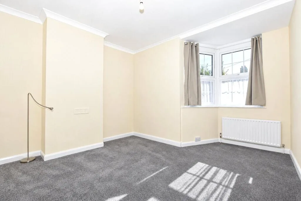 2 bedroom house for rent
