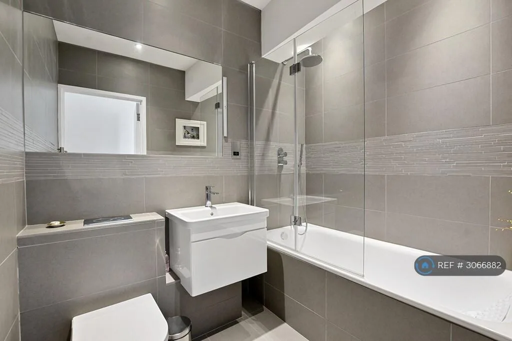 2 bedroom maisonette for rent