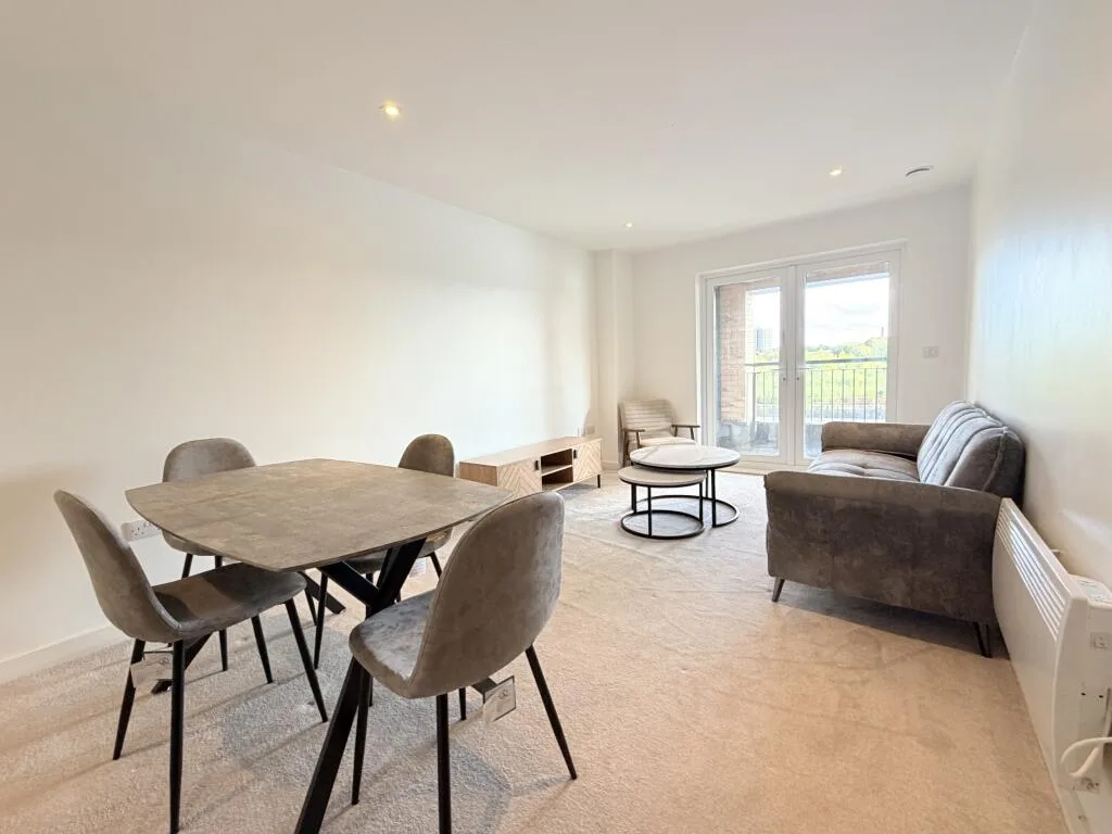 2 bedroom flat for rent