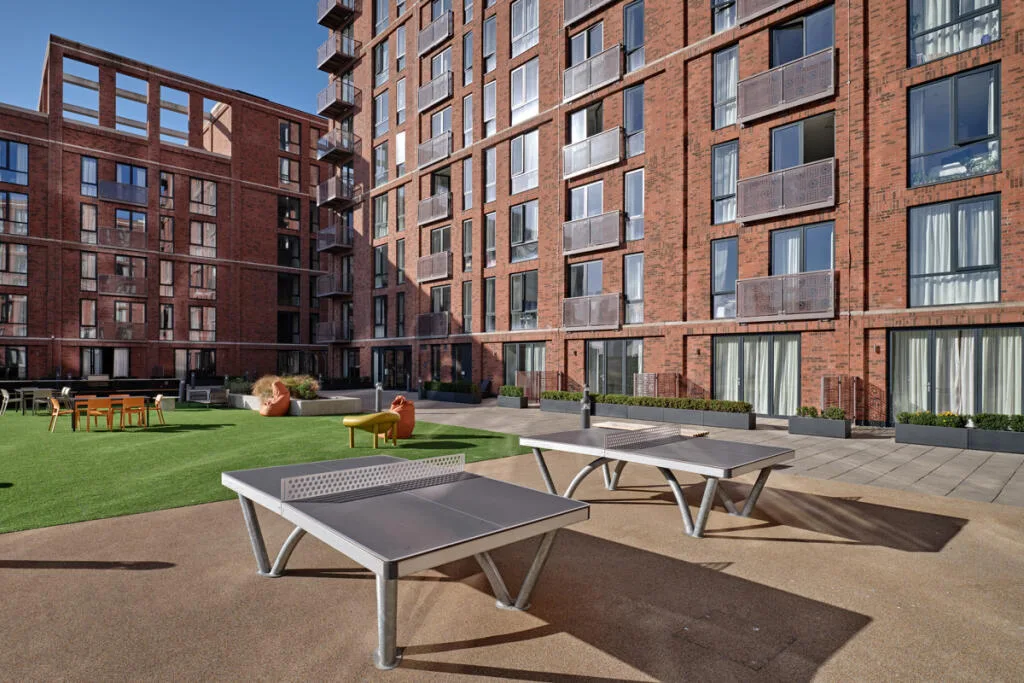 3 bedroom flat for rent