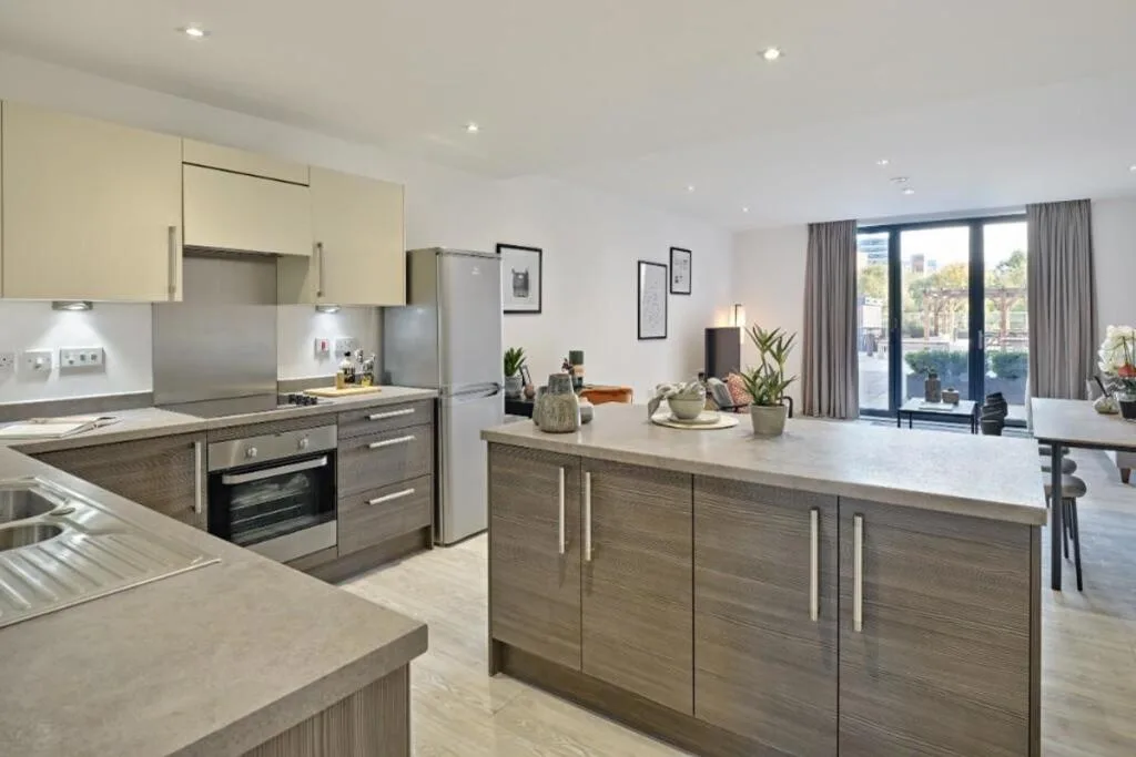 3 bedroom flat for rent