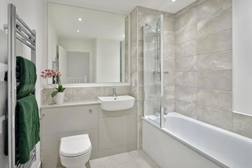 3 bedroom flat for rent