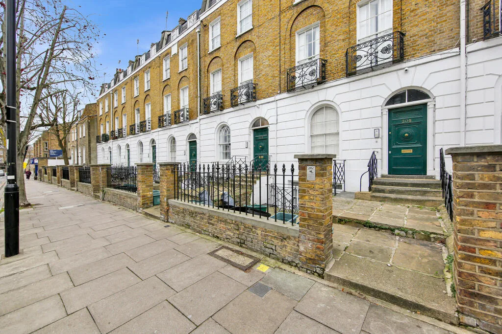 Studio flat for rent