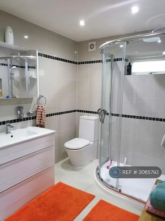 4 bedroom detached house for rent