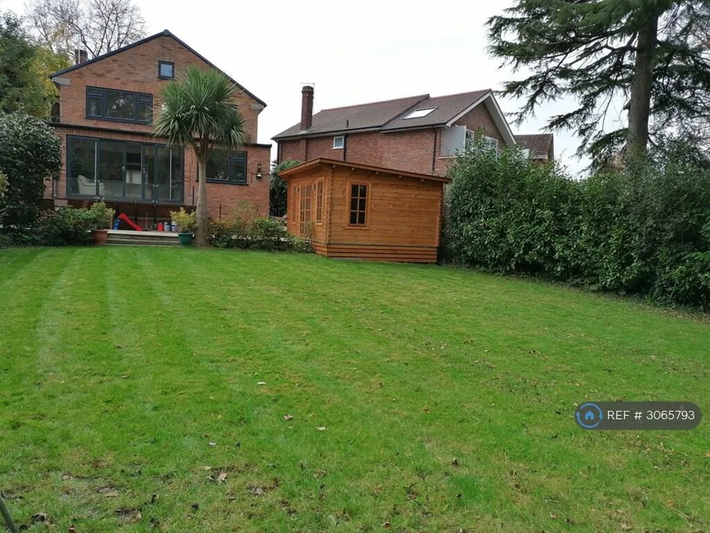 4 bedroom detached house for rent