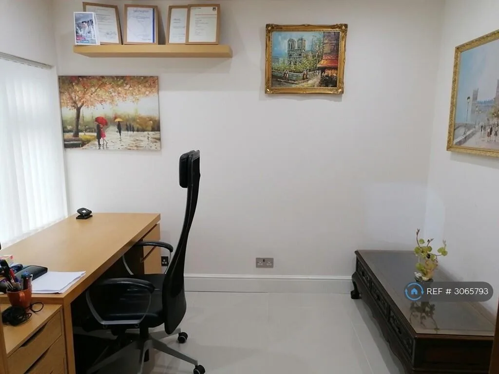 4 bedroom detached house for rent