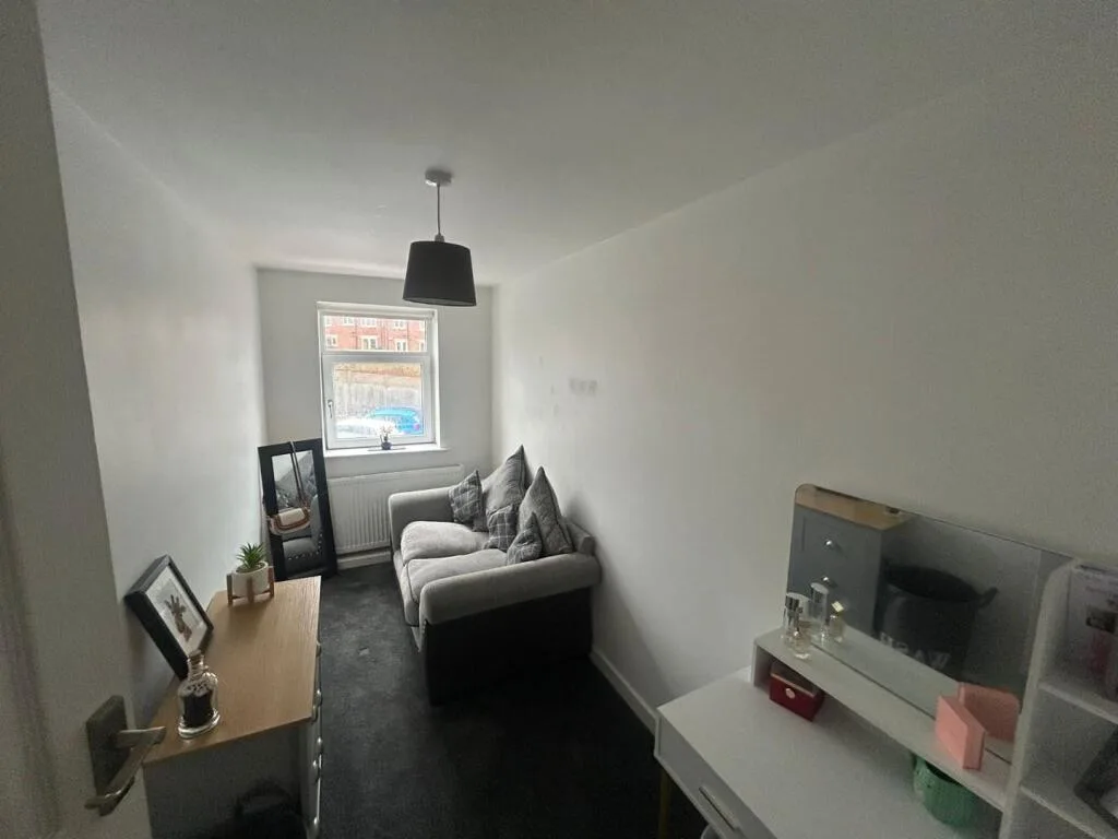 2 bedroom house for rent